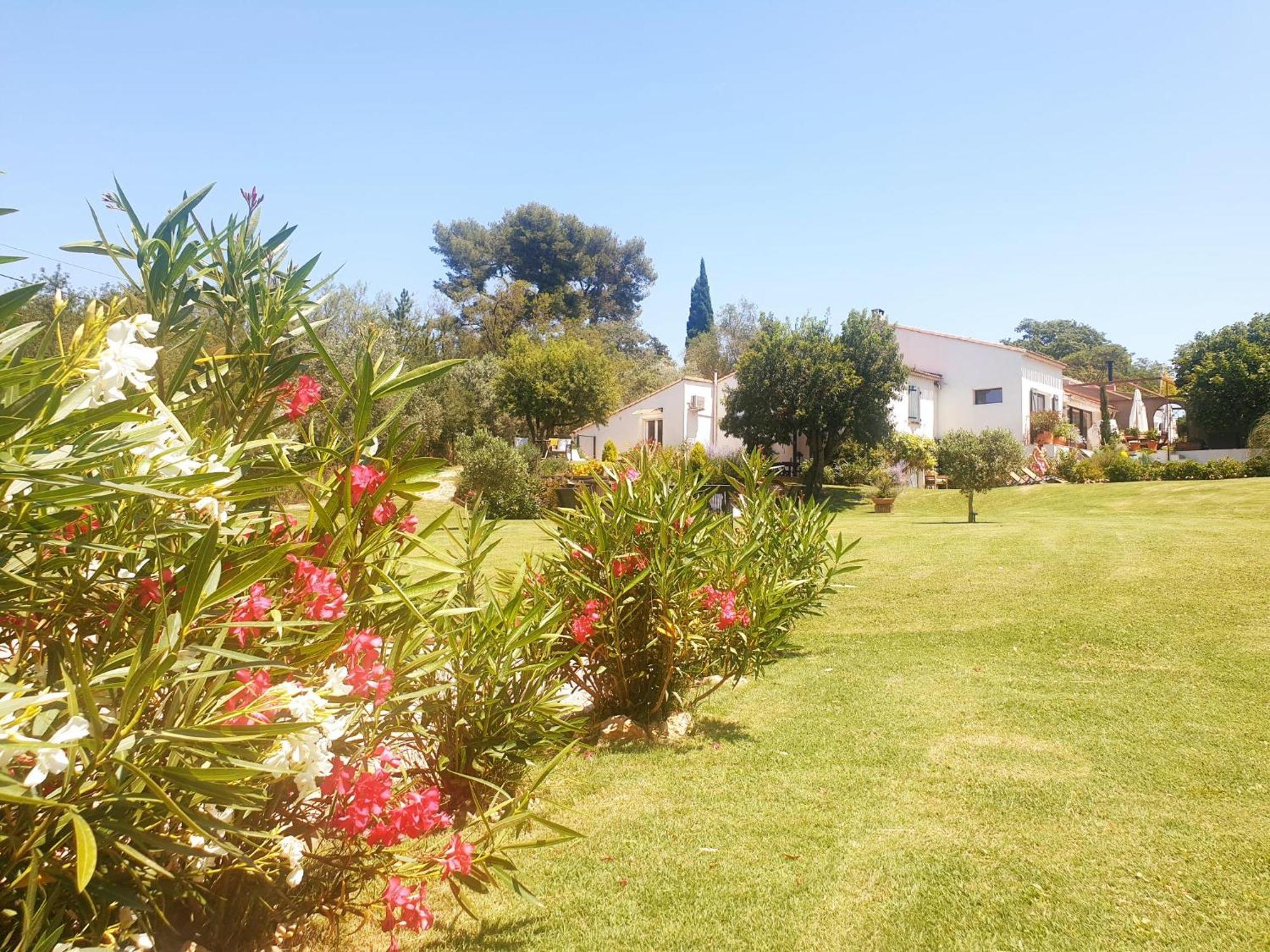 Les Prairies De Fenestrelle Spa & Piscine Au Calme Aubagne Bagian luar foto